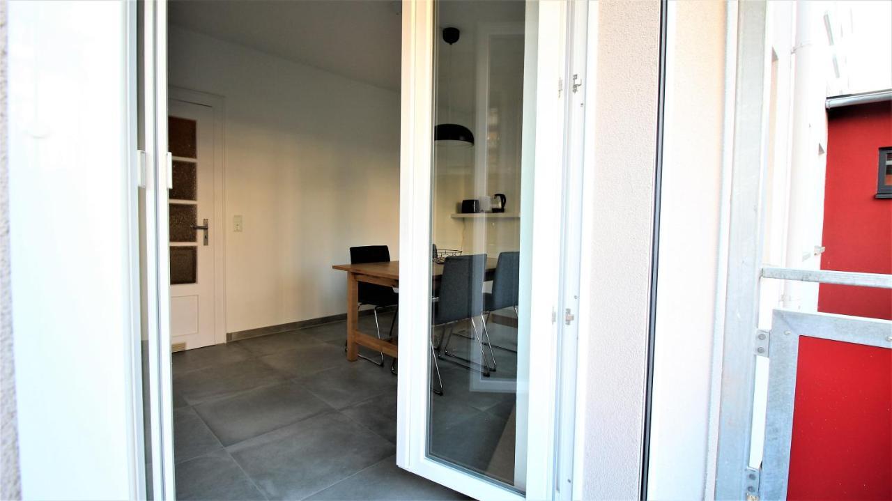 Light-Flooded City Apartment With Balcony And Garden Würzburg Kültér fotó